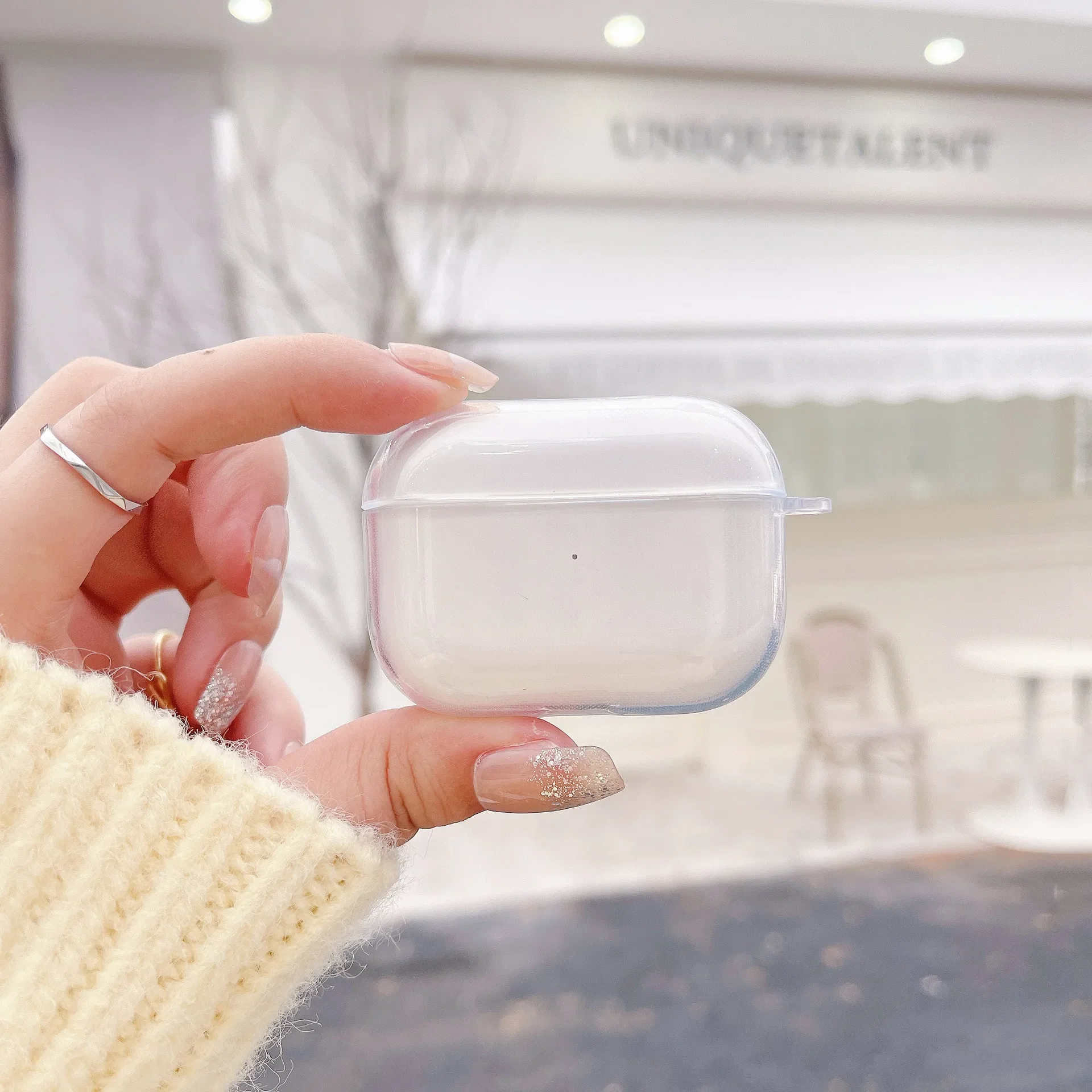 Przezroczyste etui na słuchawk – Airpod Case Cover recenzja i cena